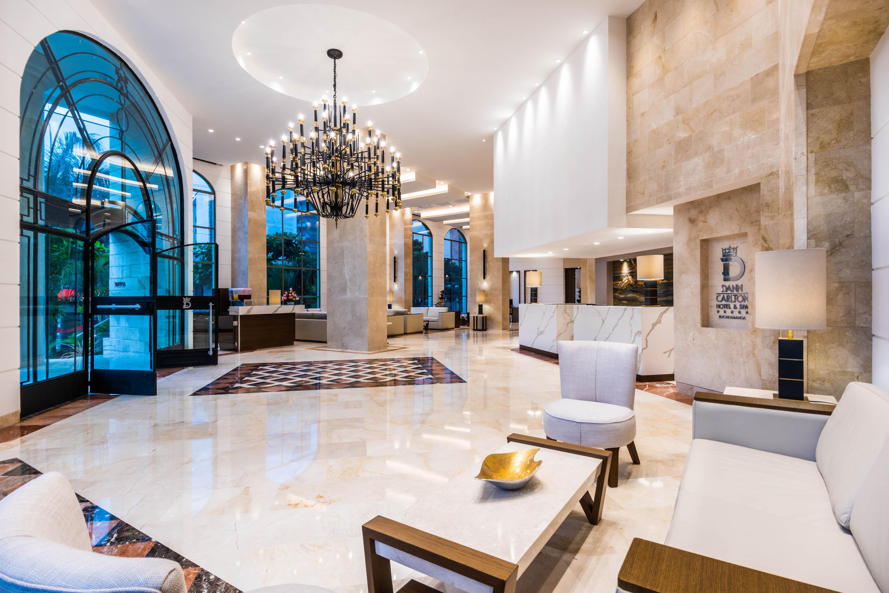 Hotel Dann Carlton Bucaramanga Extérieur photo Lobby