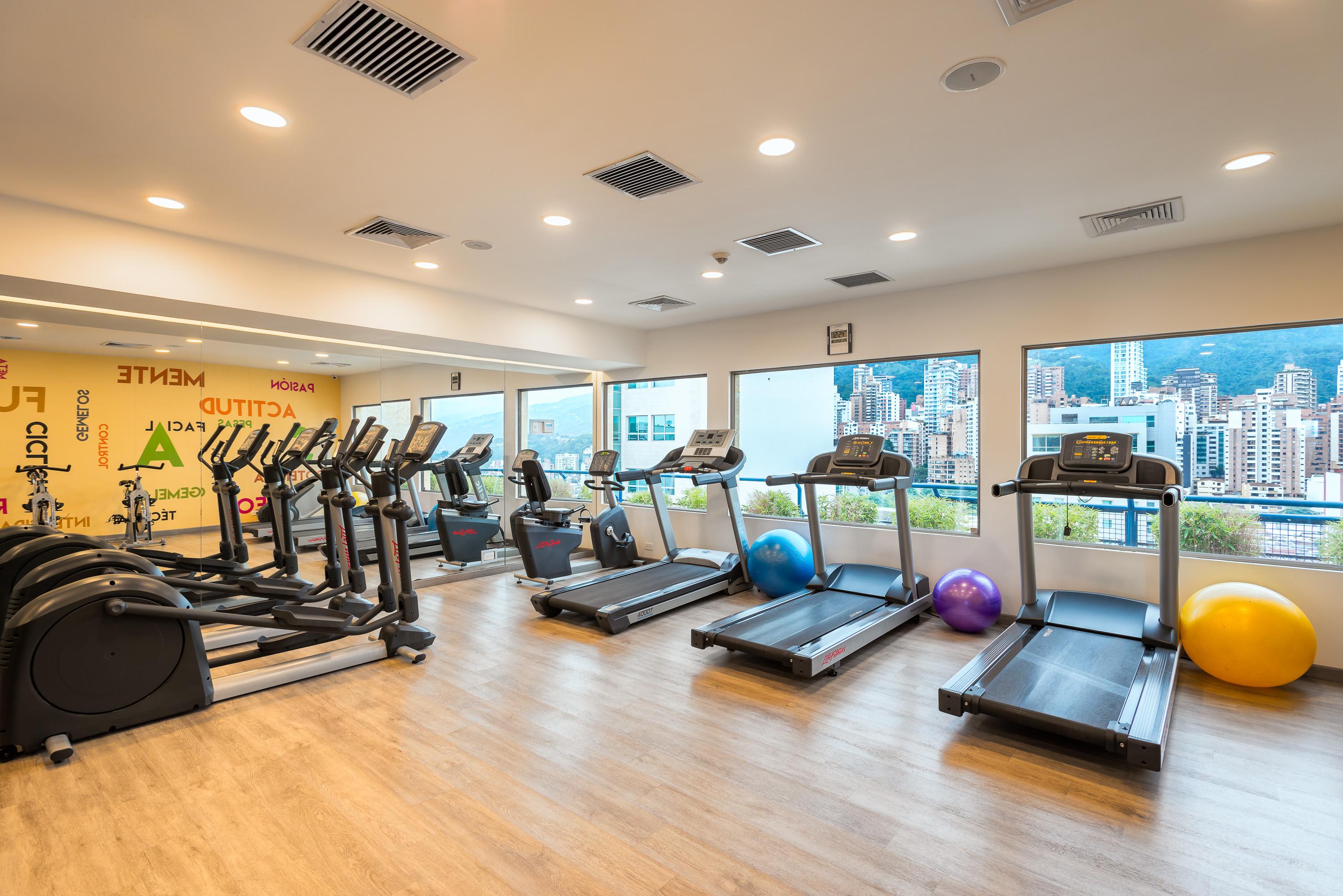 Hotel Dann Carlton Bucaramanga Extérieur photo The gym at the hotel