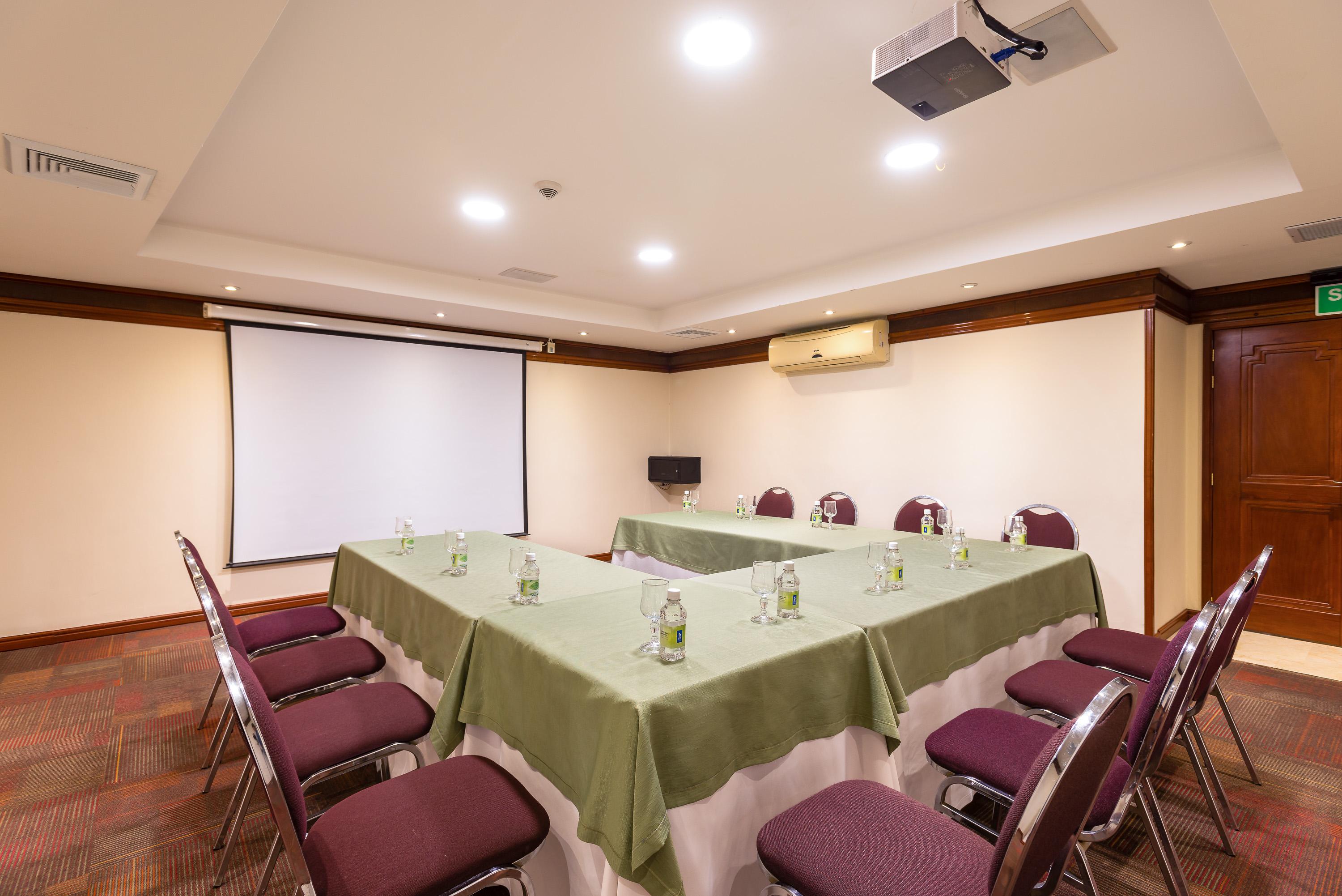 Hotel Dann Carlton Bucaramanga Extérieur photo Meeting room