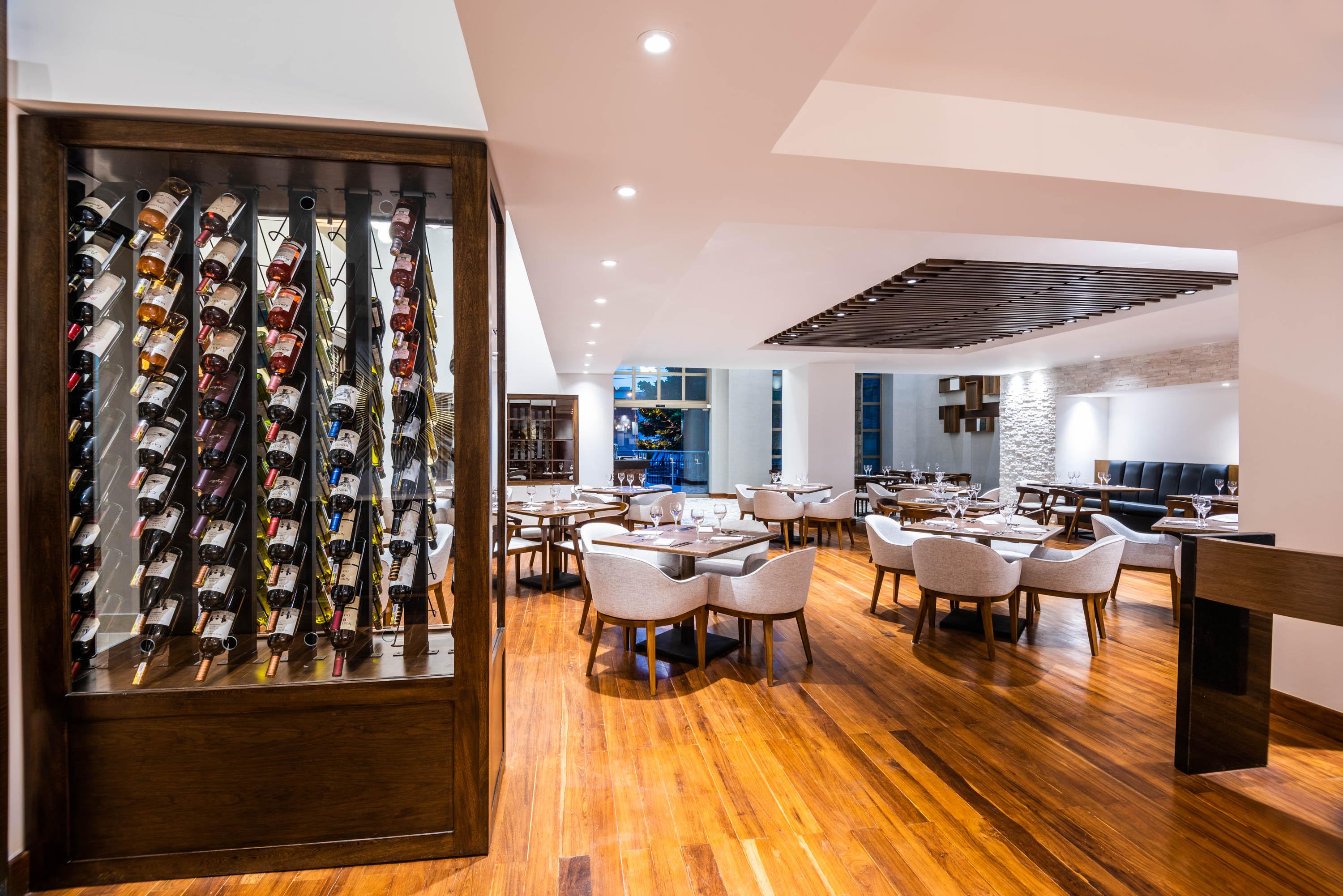 Hotel Dann Carlton Bucaramanga Extérieur photo The interior of the restaurant