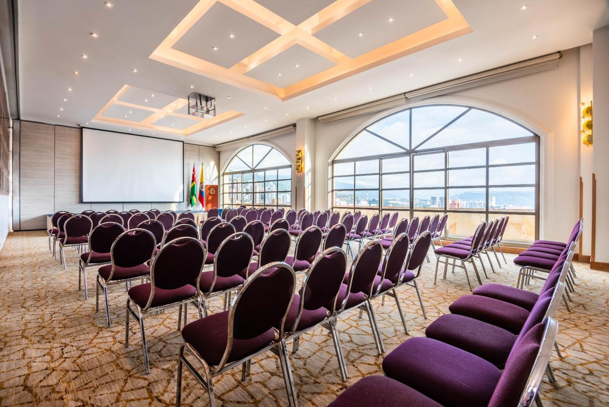 Hotel Dann Carlton Bucaramanga Extérieur photo Meeting room